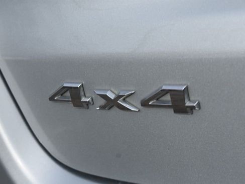 Used 2025 Jeep Compass Limited AWD/4WD image 17