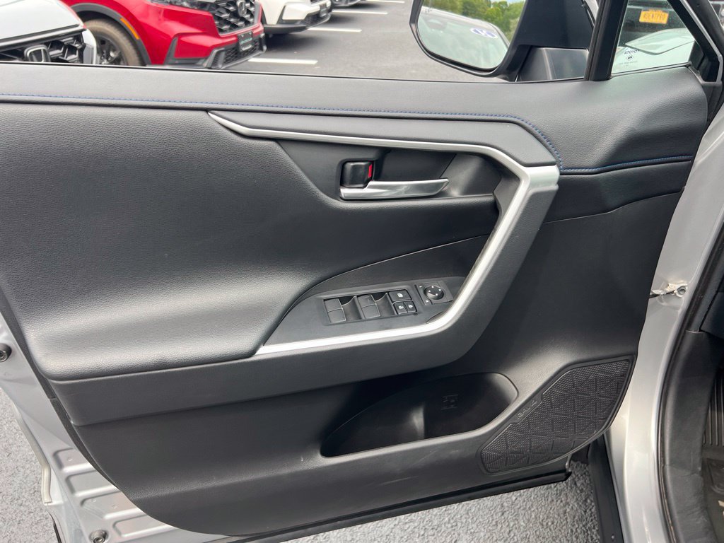 Used 2020 Toyota RAV4 XSE w/ All Weather Liner Package AWD/4WD image 21