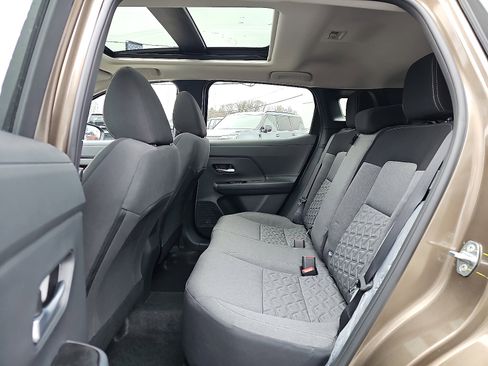 New 2026 Nissan Kicks SV w/ SV Premium Package image 6