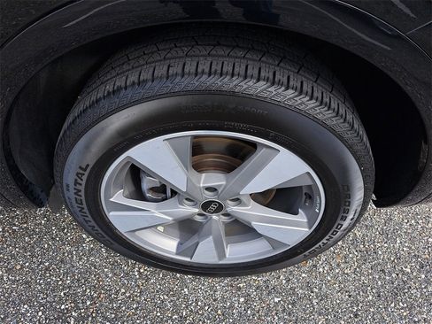 Certified 2023 Audi Q5 2.0T Premium Plus w/ Premium Plus Package image 30