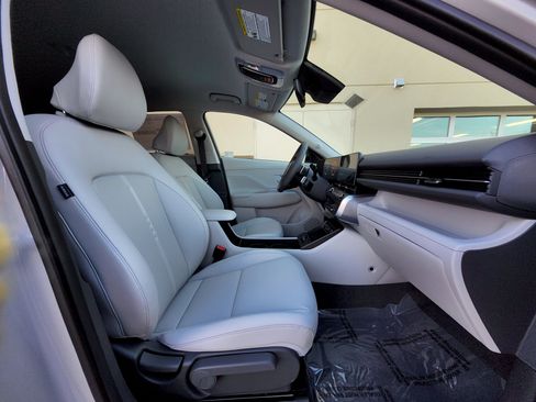 New 2026 Hyundai Kona SEL Premium AWD/4WD image 17