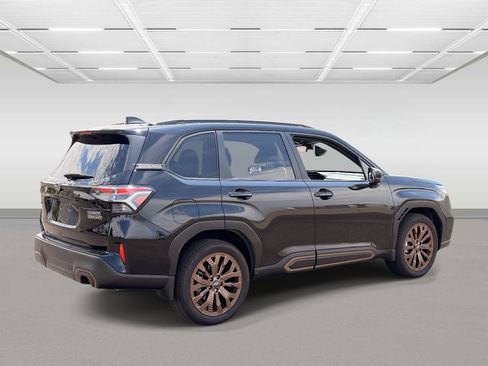 Used 2025 Subaru Forester Sport AWD/4WD image 4