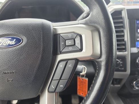 Used 2021 Ford F250 Lariat w/ Lariat Value Package AWD/4WD image 19