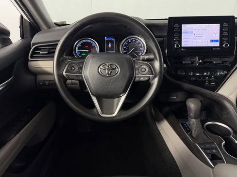 Used 2022 Toyota Camry LE FWD image 12