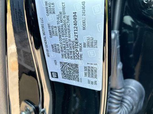 Used 2026 Chevrolet Colorado Z71 w/ Technology Package AWD/4WD image 34