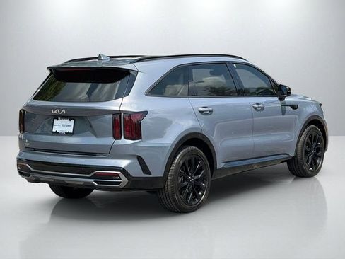 Certified 2023 Kia Sorento SX FWD image 7