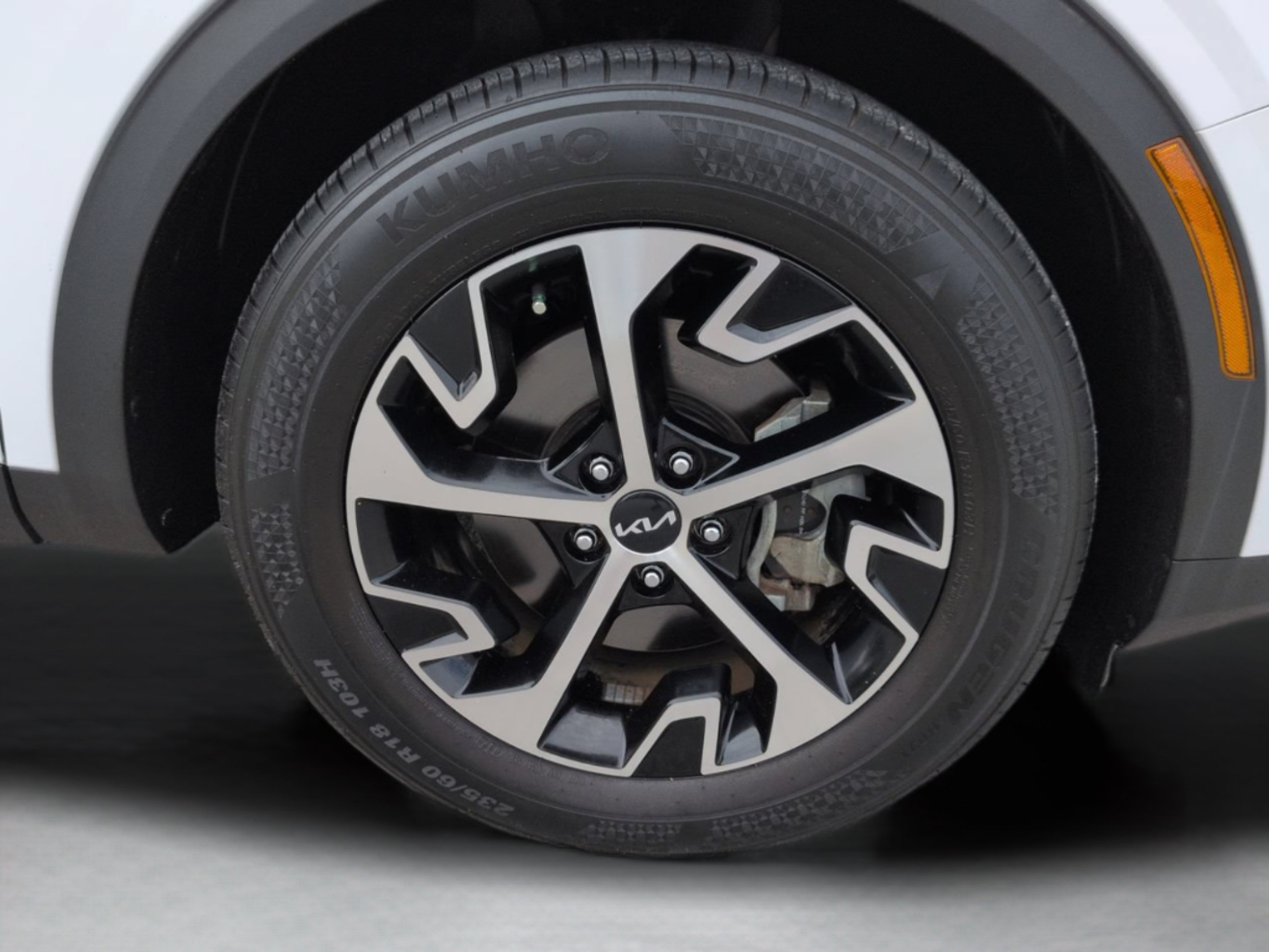 Certified 2023 Kia Sportage EX FWD image 13