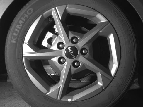 Used 2025 Kia K4 LXS image 15