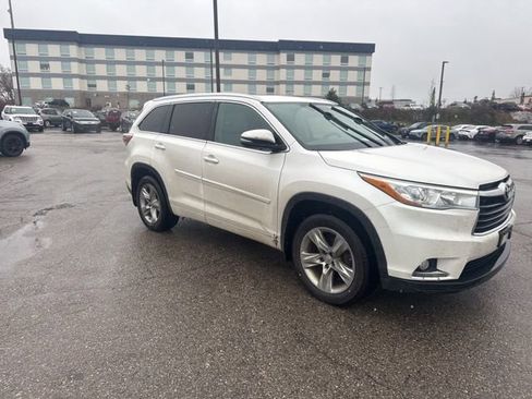 Used 2014 Toyota Highlander Limited image 13