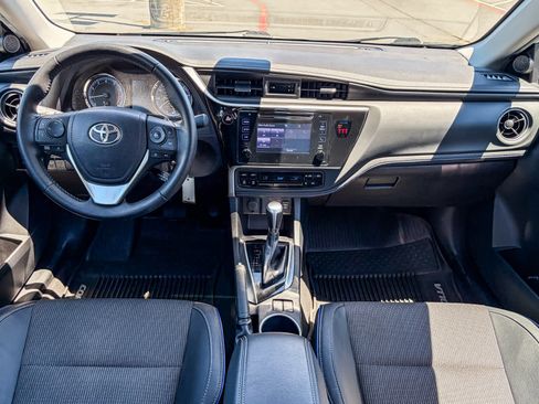Used 2019 Toyota Corolla SE FWD image 11