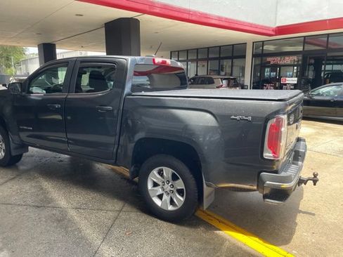 Used 2015 GMC Canyon SLE w/ SLE Convenience Package AWD/4WD image 2
