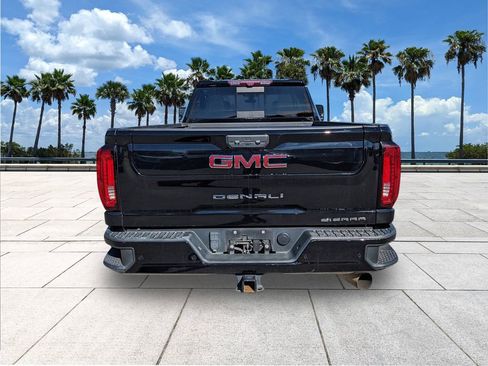 Used 2022 GMC Sierra 2500 Denali w/ Denali Ultimate Package image 7