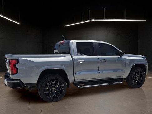 Used 2024 Chevrolet Colorado LT w/ LT Convenience Package RWD image 7