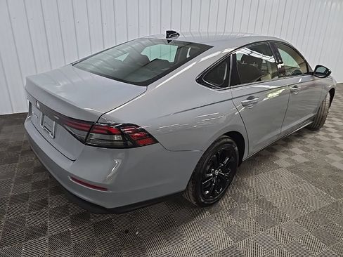 Certified 2025 Honda Accord SE image 10