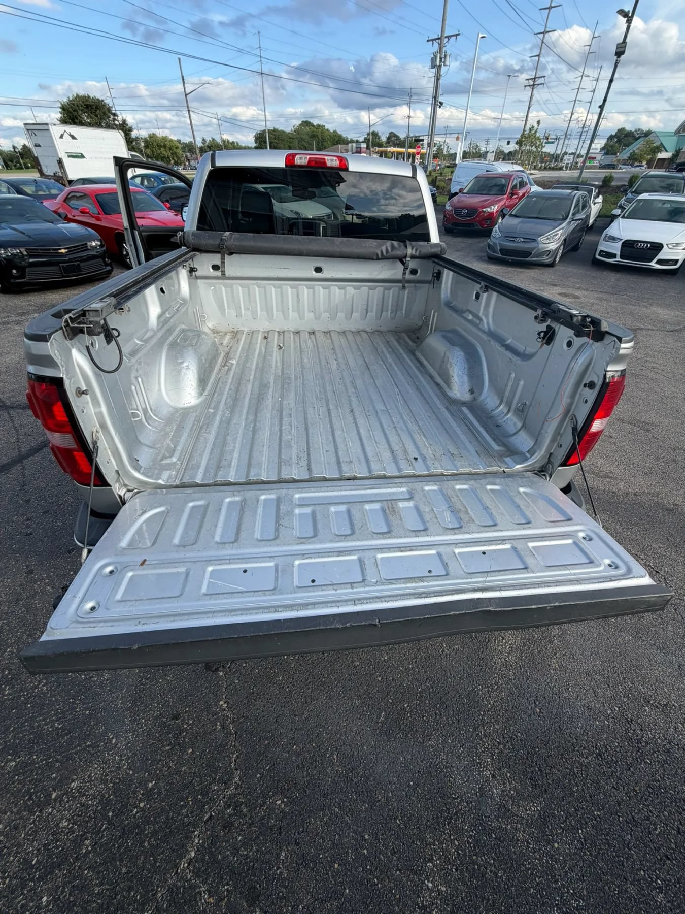 Used 2015 GMC Sierra 1500 SLE AWD/4WD image 32