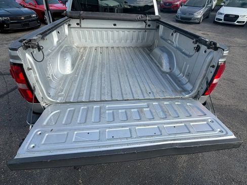 Used 2015 GMC Sierra 1500 SLE AWD/4WD image 32