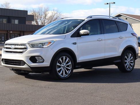 Used 2017 Ford Escape Titanium image 11