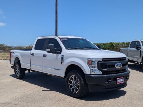 Used 2020 Ford F250 XL w/ Power Equipment Group AWD/4WD image 3