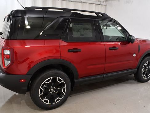 New 2026 Ford Bronco Sport Outer Banks AWD/4WD image 11