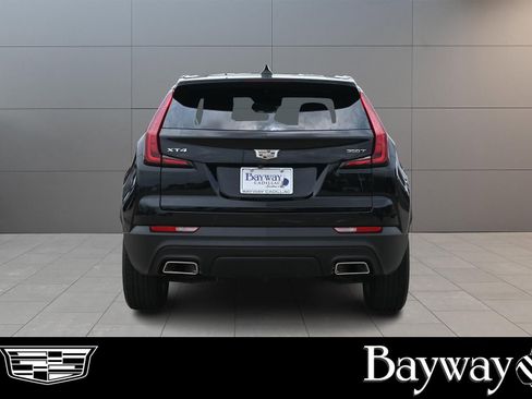 Used 2021 Cadillac XT4 Luxury FWD image 6