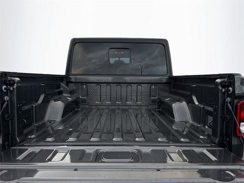 Used 2021 Jeep Gladiator Sport image 29