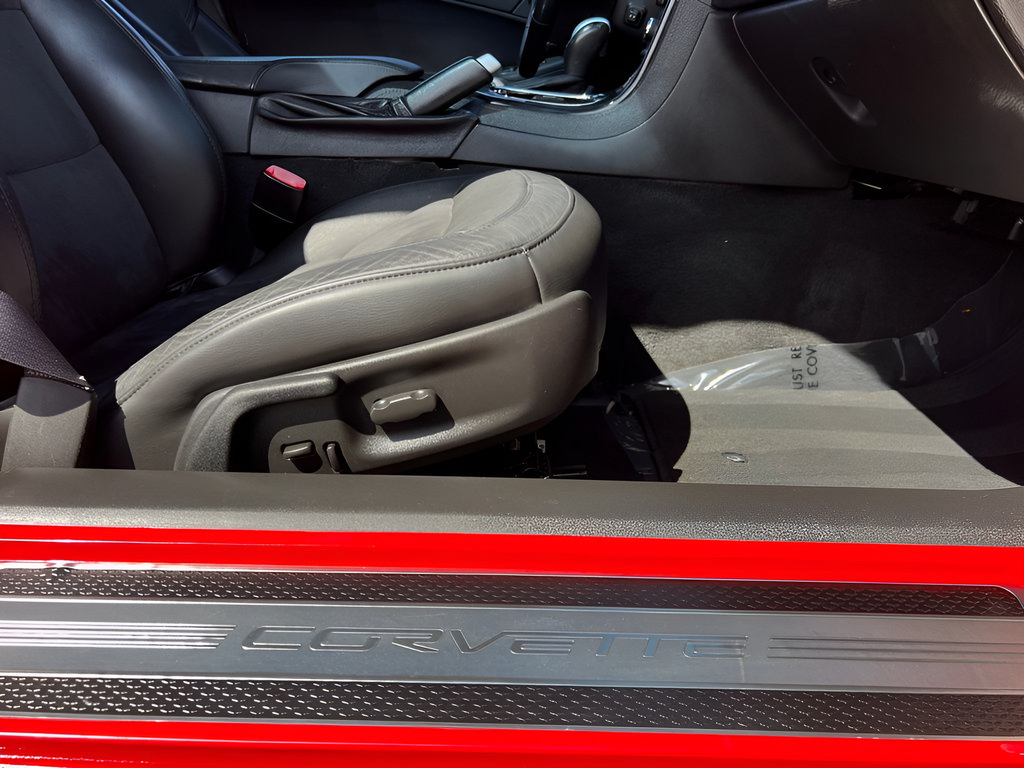 Used 2012 Chevrolet Corvette Grand Sport w/ 3LT Preferred Equipment Group RWD image 24