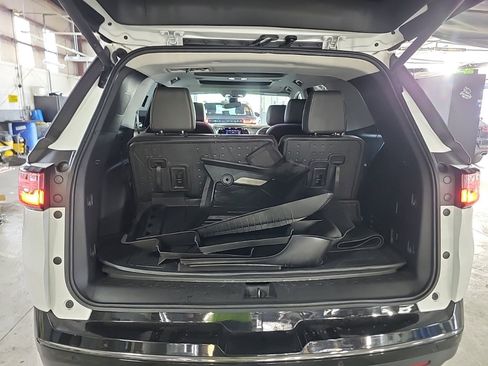 Used 2020 Chevrolet Traverse Premier w/ Redline Edition AWD/4WD image 15