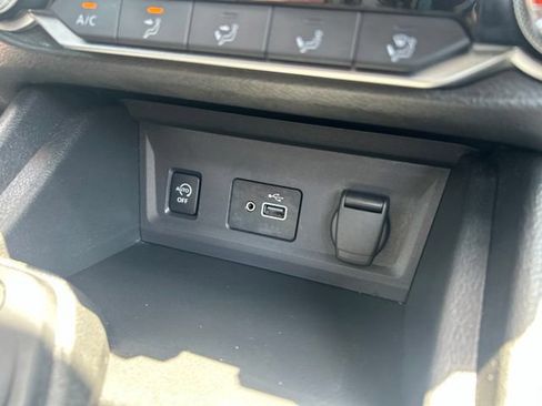 Used 2024 Nissan Sentra S FWD image 24