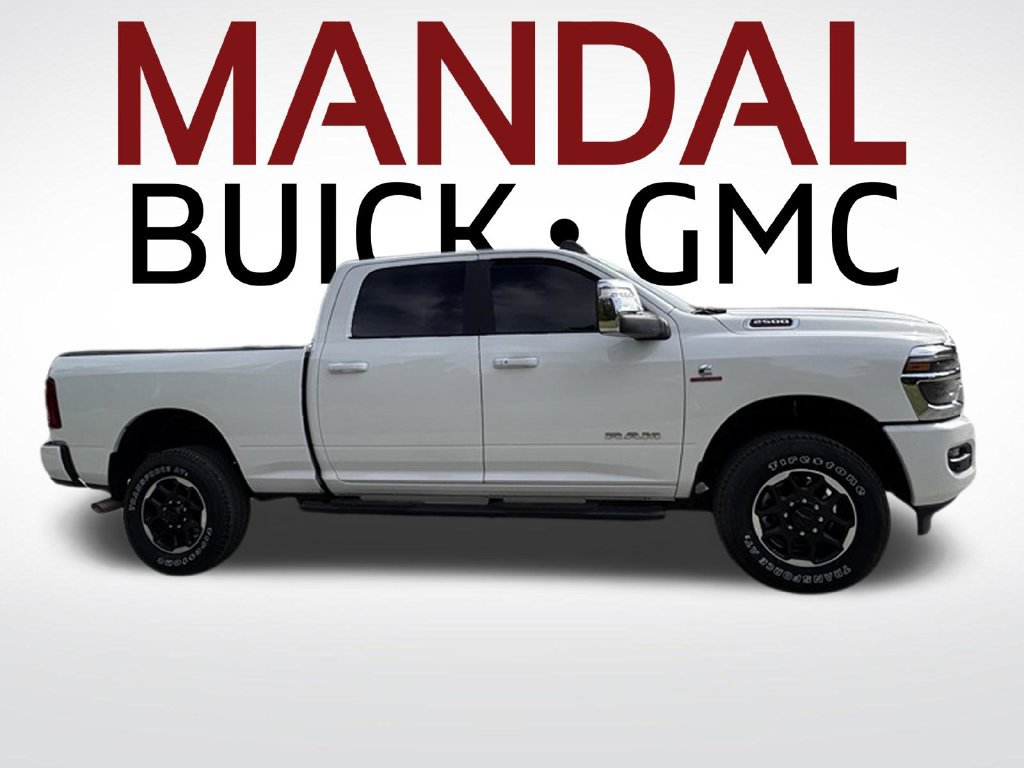 Used 2019 RAM 1500 Laramie AWD/4WD image 5