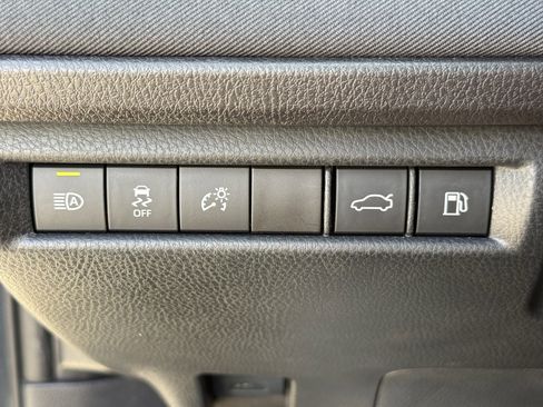 Used 2025 Toyota Camry LE image 26