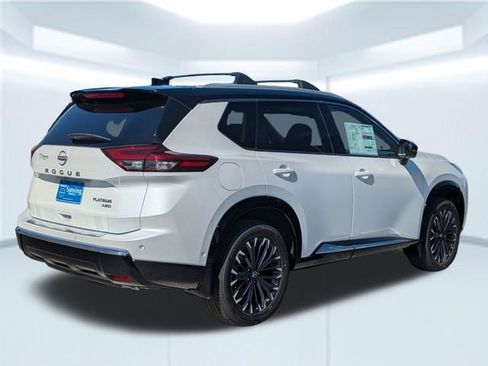 New 2026 Nissan Rogue Platinum image 5