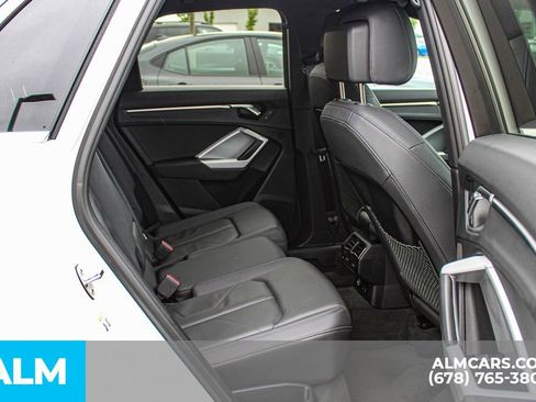 Used 2025 Audi Q3 2.0T Premium AWD/4WD image 19