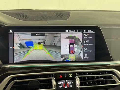 Used 2021 BMW X7 M50i w/ Dynamic Handling Package AWD/4WD image 26