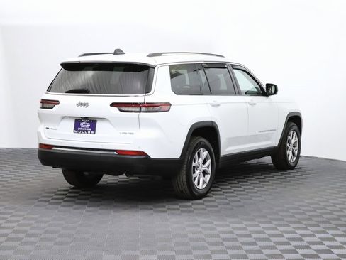 Used 2022 Jeep Grand Cherokee L Limited w/ Luxury Tech Group II image 7