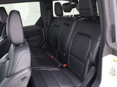 Used 2025 Ford Bronco Outer Banks image 11