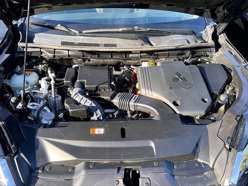 Used 2024 Mitsubishi Outlander SEL image 29