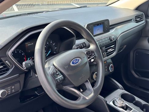 Used 2020 Ford Escape S image 8