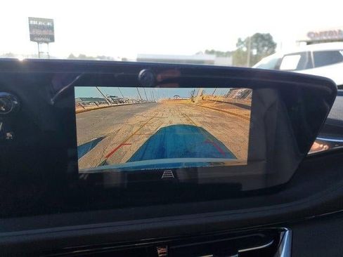 Used 2024 Buick Envista Sport Touring image 23