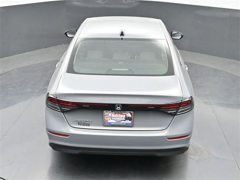 New 2025 Honda Accord SE image 32