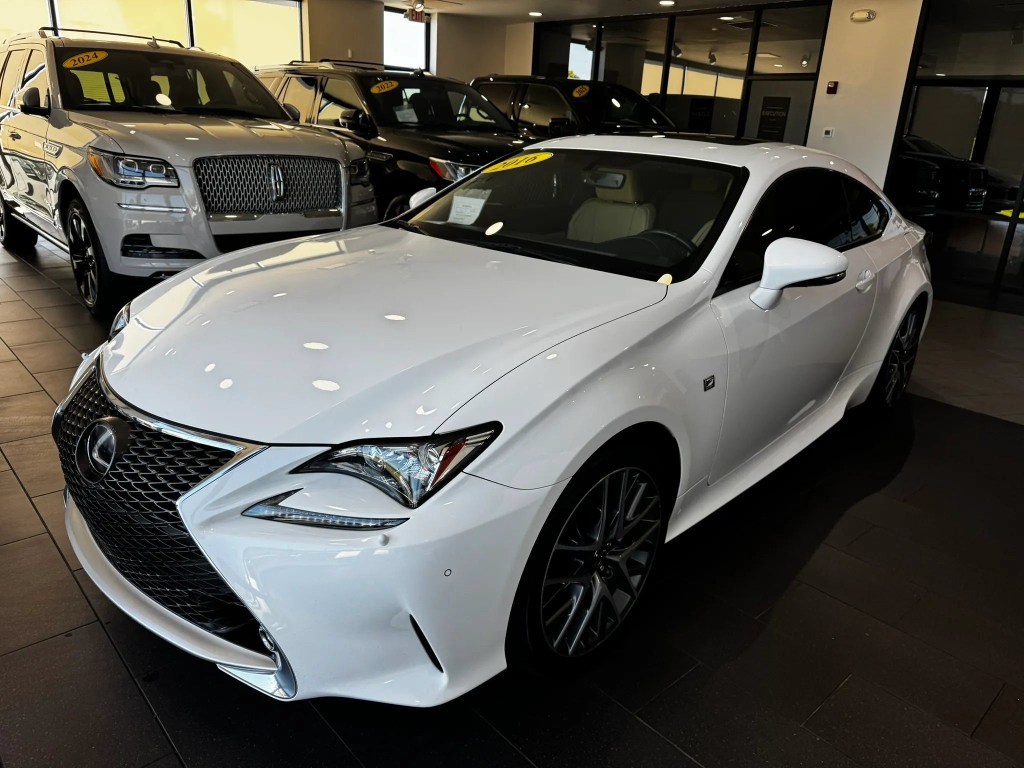 Used 2016 Lexus RC 350 AWD image 1