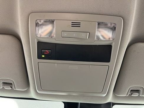 Used 2023 Toyota Tacoma SR5 RWD image 31