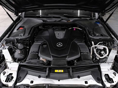 Used 2019 Mercedes-Benz E 450 4MATIC Sedan image 57