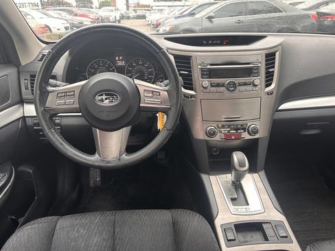 Used 2011 Subaru Legacy 2.5i Premium image 11
