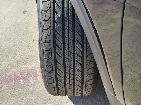 New 2026 Mercedes-Benz GLB 250 4MATIC image 12