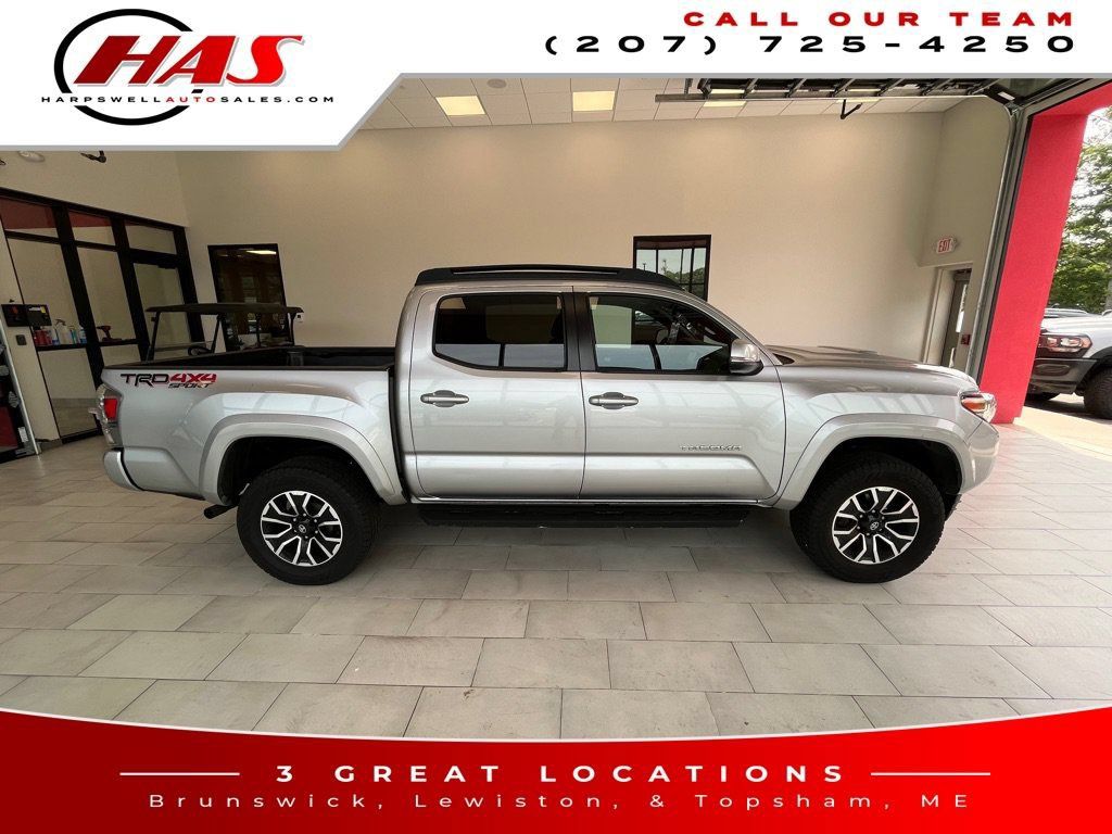 Used 2022 Toyota Tacoma TRD Sport w/ Technology Package AWD/4WD image 7