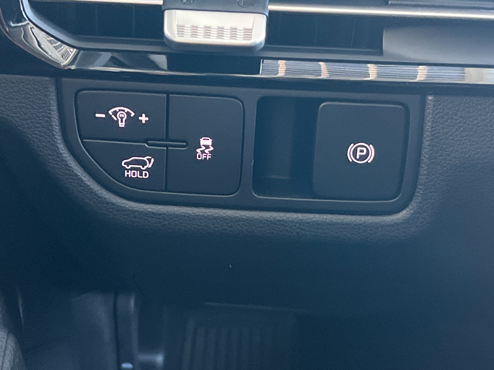 New 2026 Kia Sportage SX FWD image 31
