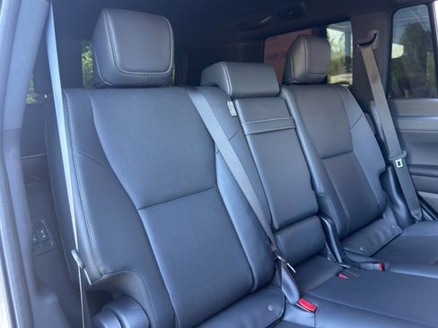 Used 2024 Lexus GX 550 w/ Cold Area Package image 45