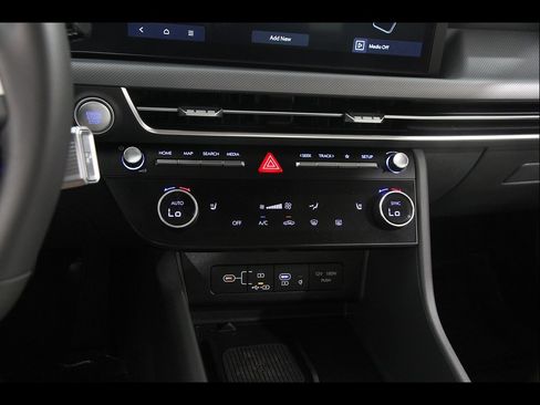 Certified 2026 Hyundai Sonata SEL AWD/4WD image 15