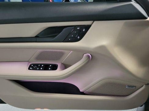 Used 2023 Porsche Taycan 4S image 16