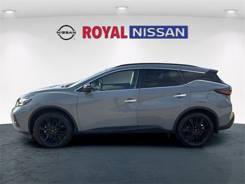 Used 2024 Nissan Murano SV w/ SV Midnight Edition Package image 4